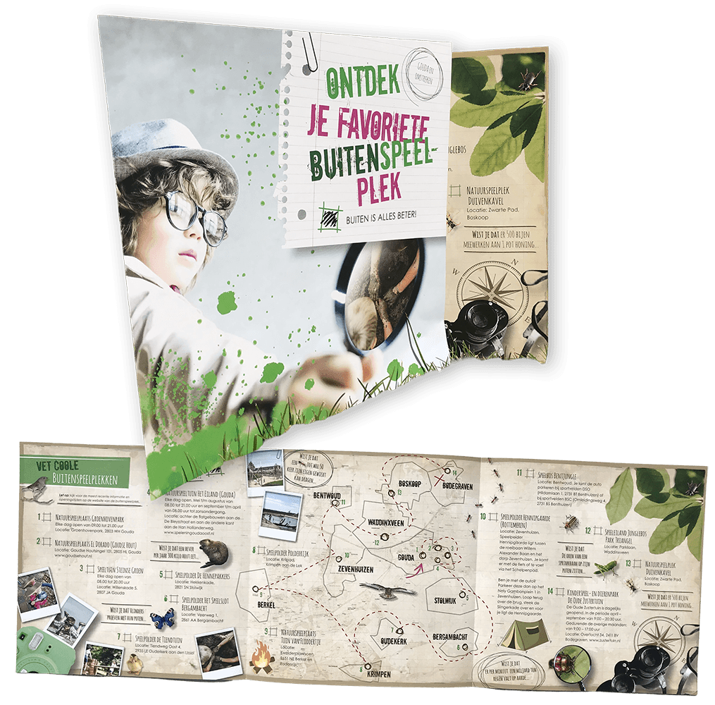Een volledig uitgevouwen interactieve landkaart van de regio Gouda en omstreken vol natuurspeelplekken, routes en getekende insecten op een houten achtergrond.